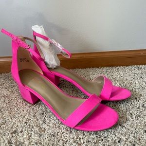 New Women’s 9.5 Pink Heels